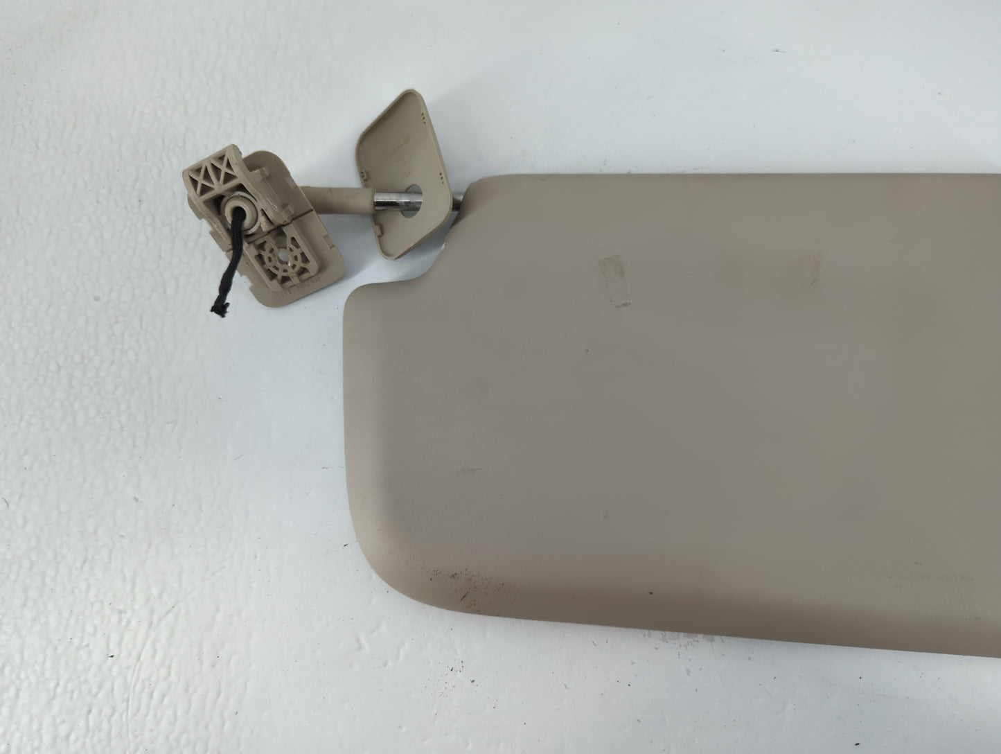 2019-2022 Ford Ranger Sun Visor Shade Replacement Driver Left Mirror Fits Fits 2019 2020 2021 2022 OEM Used Auto Parts - Oemusedautoparts1.com