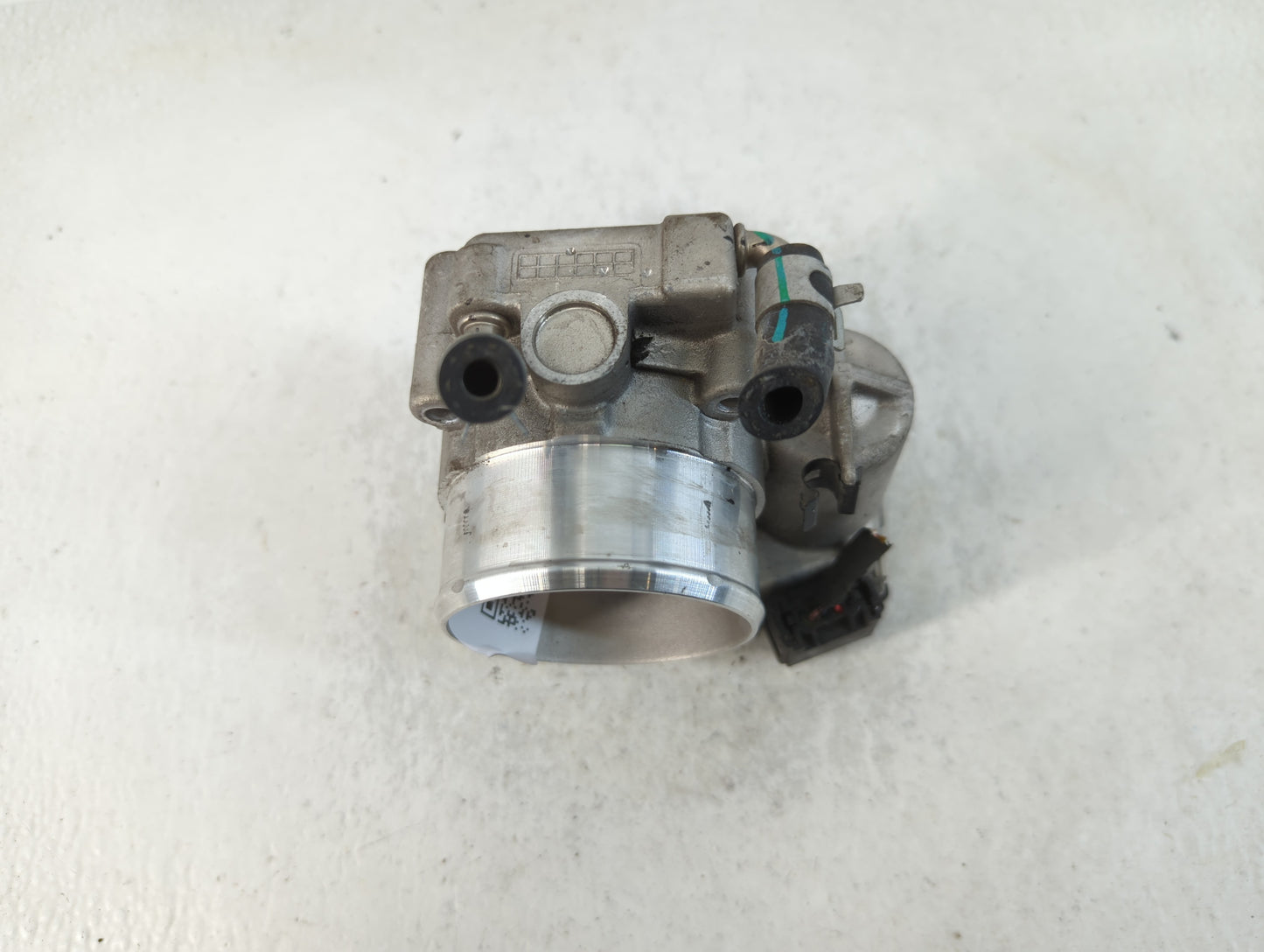 2019-2020 Hyundai Santa Fe Throttle Body P/N:35100-2G600 Fits Fits 2015 2016 2017 2018 2019 2020 2021 OEM Used Auto Parts - Oemusedautoparts1.com