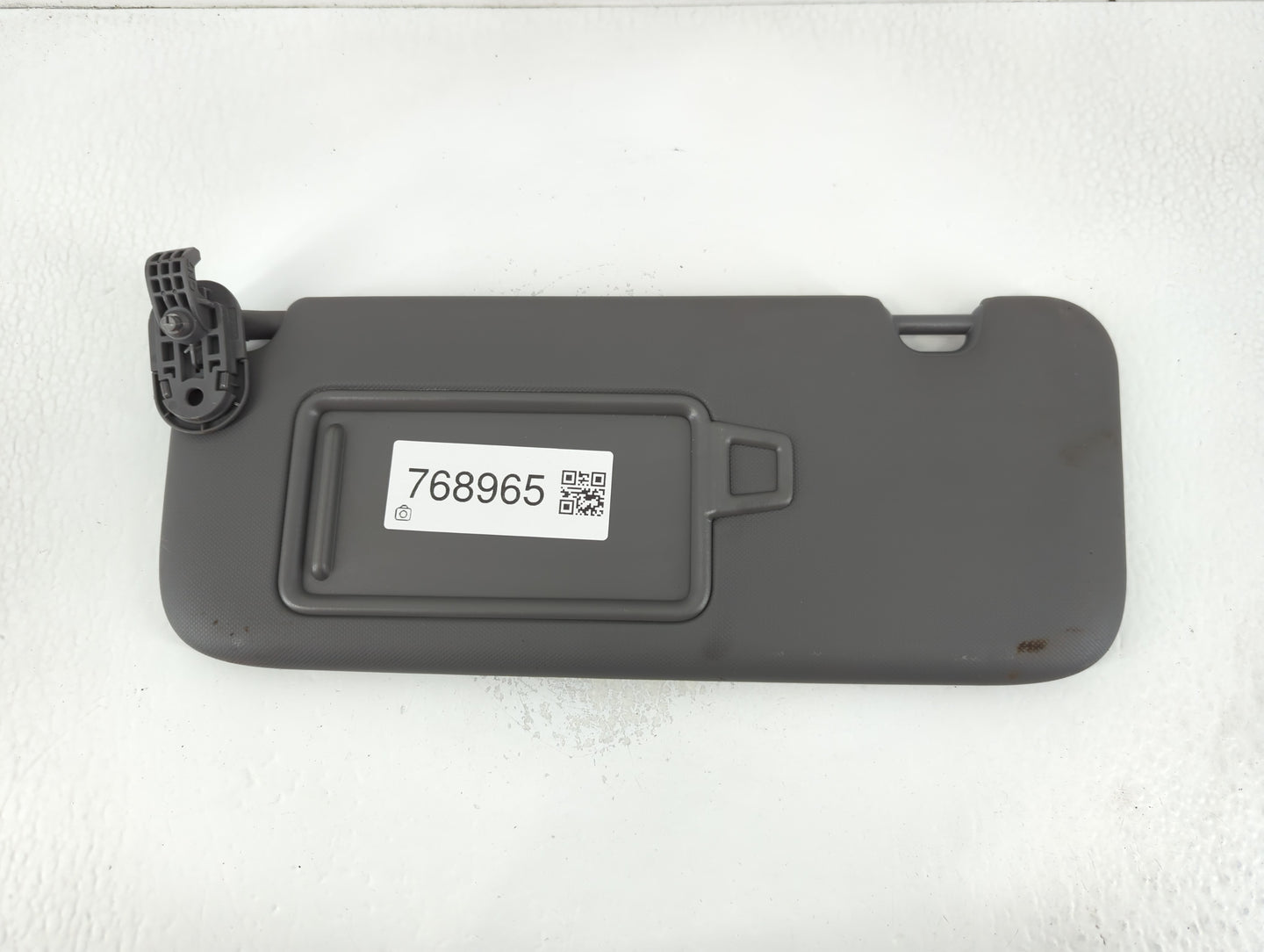 2023 Hyundai Elantra Sun Visor Shade Replacement Driver Left Mirror Fits OEM Used Auto Parts - Oemusedautoparts1.com