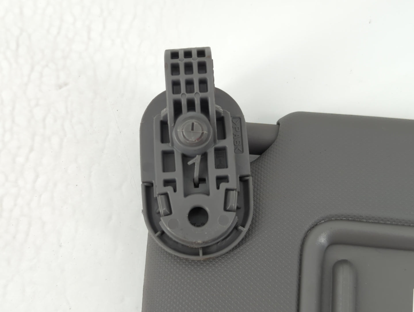 2023 Hyundai Elantra Sun Visor Shade Replacement Driver Left Mirror Fits OEM Used Auto Parts - Oemusedautoparts1.com