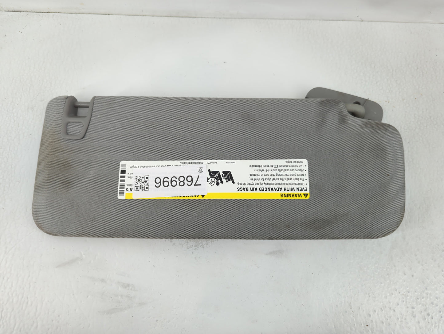 2014-2019 Chevrolet Silverado 1500 Sun Visor Shade Replacement Passenger Right Mirror Fits Fits 2014 2015 2016 2017 2018 2019 OEM Used Auto Parts - Oemusedautoparts1.com