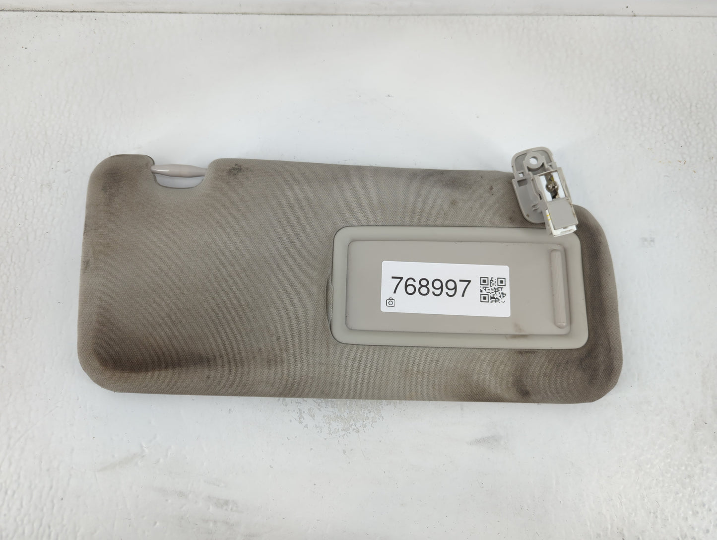 2017-2020 Mazda Cx-5 Sun Visor Shade Replacement Passenger Right Mirror Fits Fits 2017 2018 2019 2020 OEM Used Auto Parts - Oemusedautoparts1.com