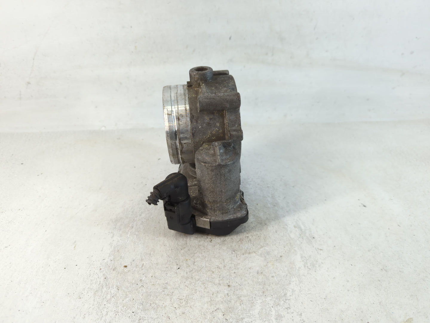 2018-2022 Volkswagen Atlas Throttle Body P/N:03h 133 062 c Fits OEM Used Auto Parts - Oemusedautoparts1.com