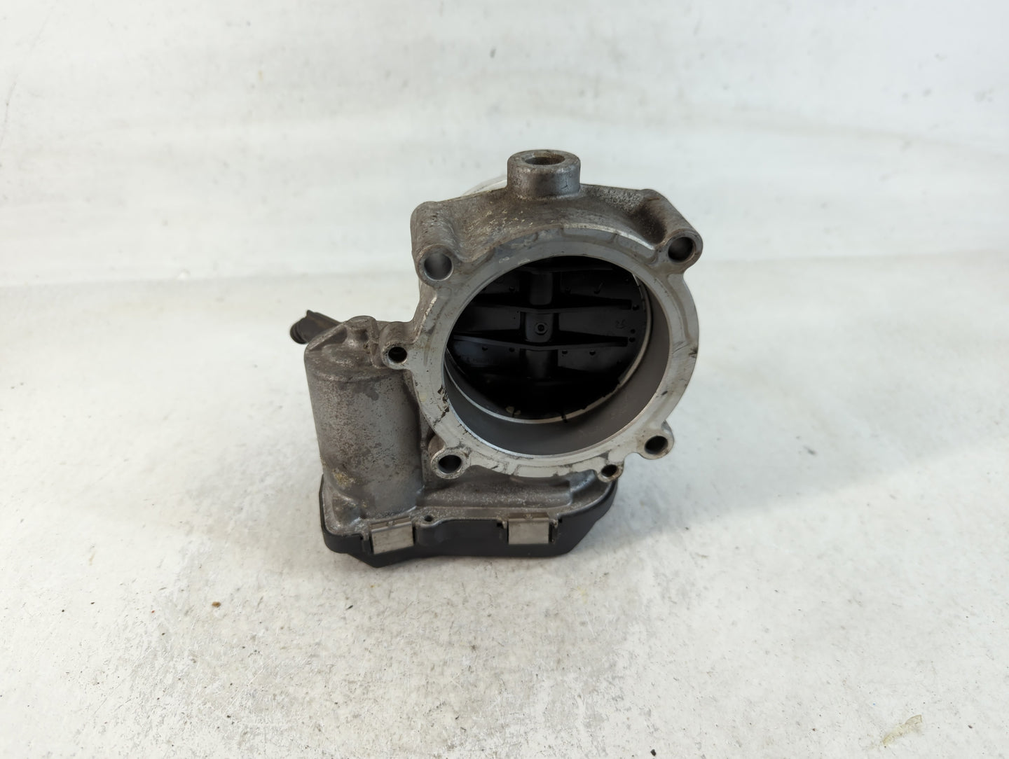 2018-2022 Volkswagen Atlas Throttle Body P/N:03h 133 062 c Fits OEM Used Auto Parts - Oemusedautoparts1.com