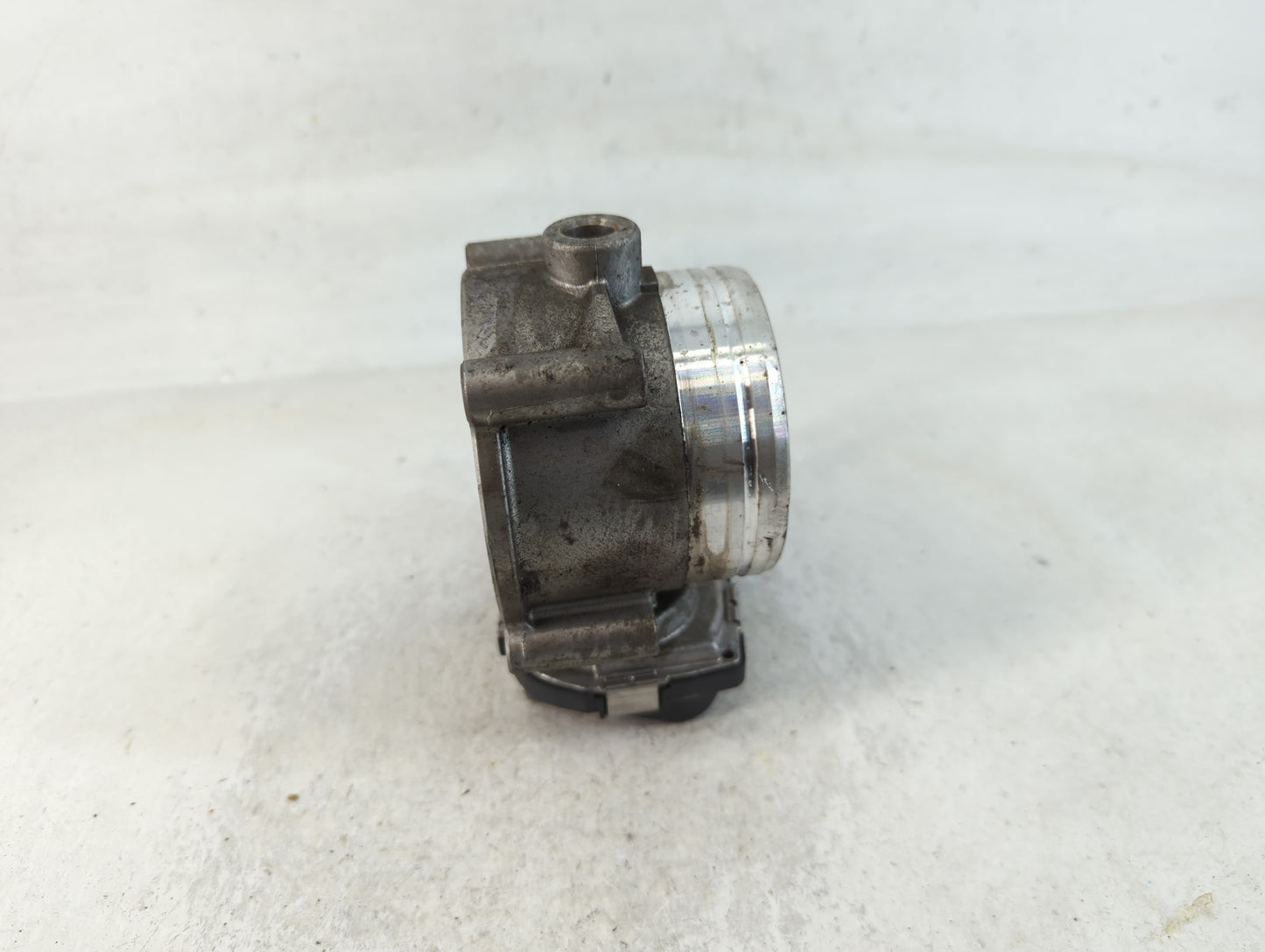 2018-2022 Volkswagen Atlas Throttle Body P/N:03h 133 062 c Fits OEM Used Auto Parts - Oemusedautoparts1.com