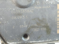 2008-2010 Chrysler Town & Country Throttle Body P/N:04593858AB Fits Fits 2008 2009 2010 2011 OEM Used Auto Parts - Oemusedautoparts1.com