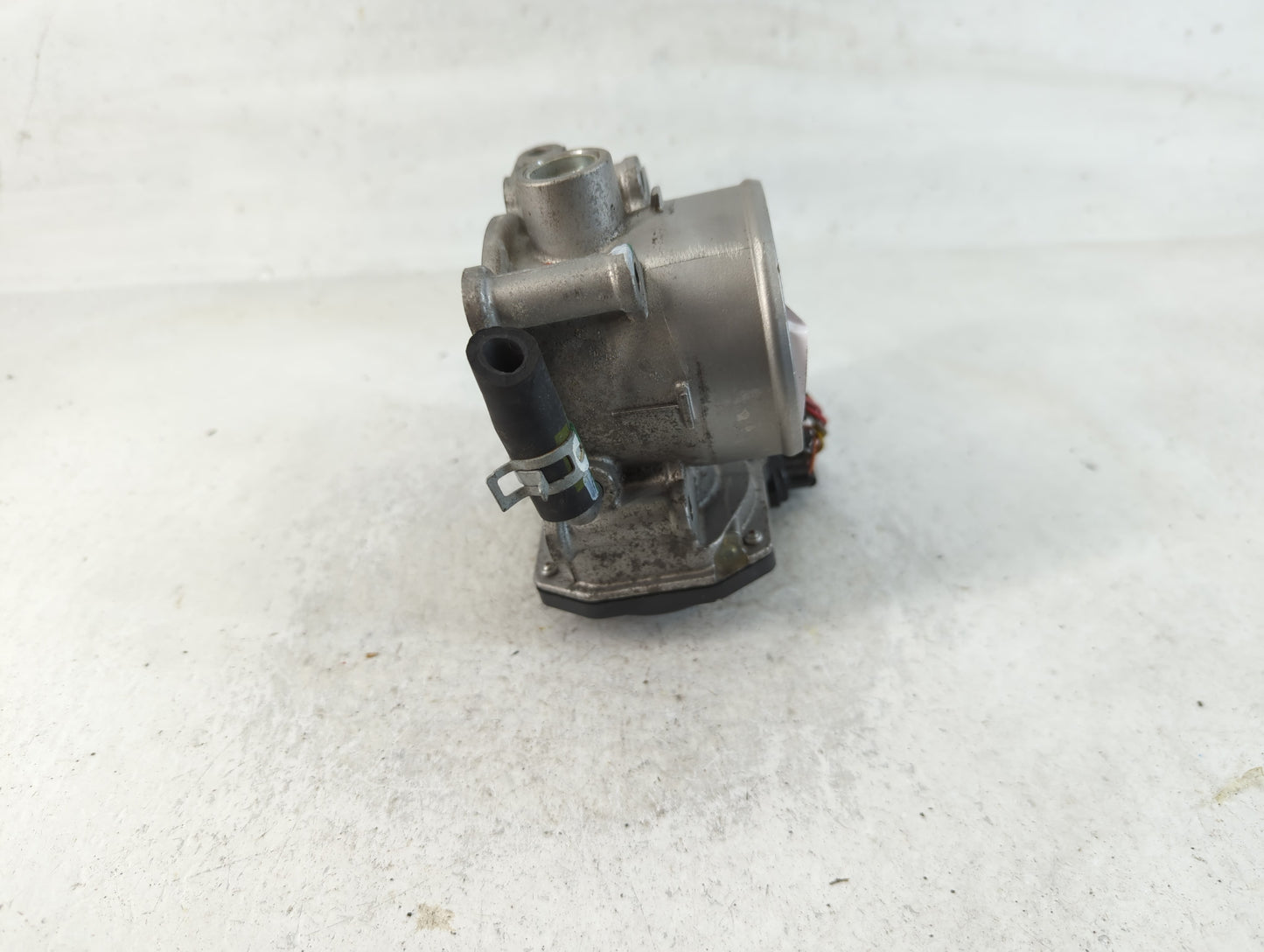 2020-2022 Kia Forte Throttle Body P/N:35100-2E710 Fits Fits 2020 2021 2022 OEM Used Auto Parts - Oemusedautoparts1.com