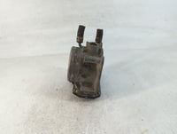 2007-2016 Toyota Sienna Throttle Body P/N:22030-0P050 Fits OEM Used Auto Parts - Oemusedautoparts1.com