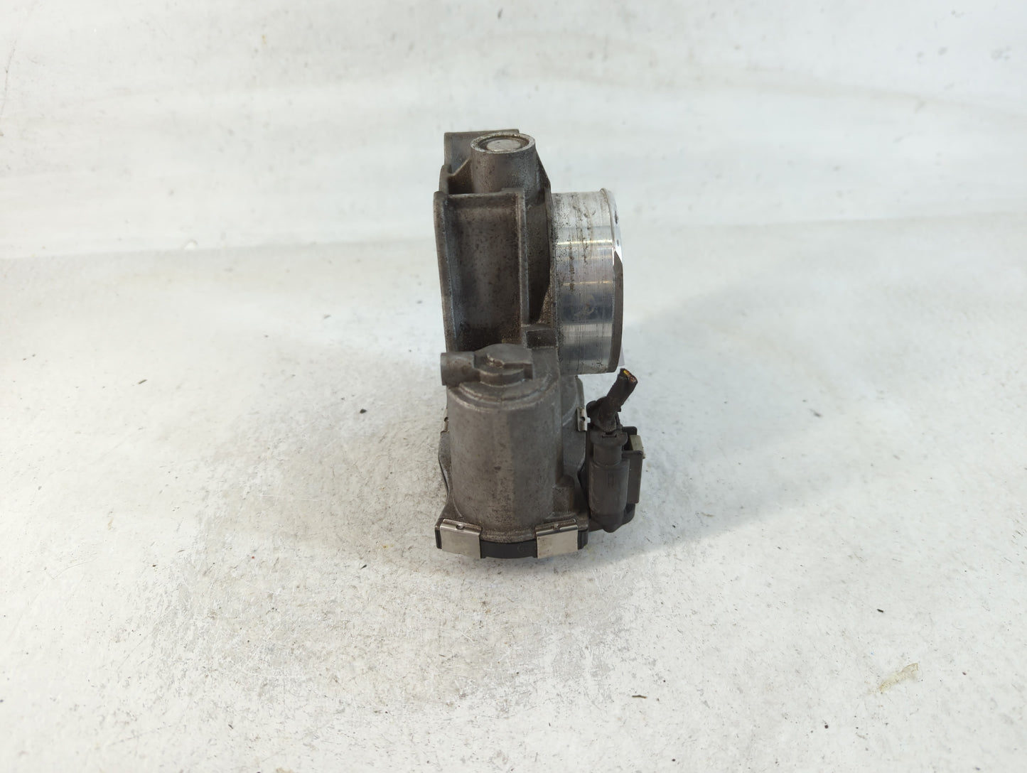 2016-2022 Gmc Canyon Throttle Body P/N:12627217DA Fits Fits 2016 2017 2018 2019 2020 2021 2022 OEM Used Auto Parts - Oemusedautoparts1.com