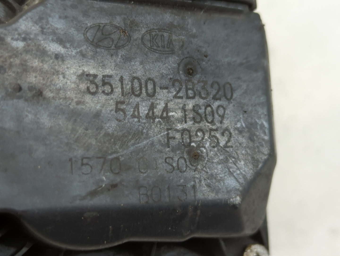 2014-2016 Kia Forte Throttle Body P/N:35100-2B320 Fits Fits 2013 2014 2015 2016 OEM Used Auto Parts - Oemusedautoparts1.com