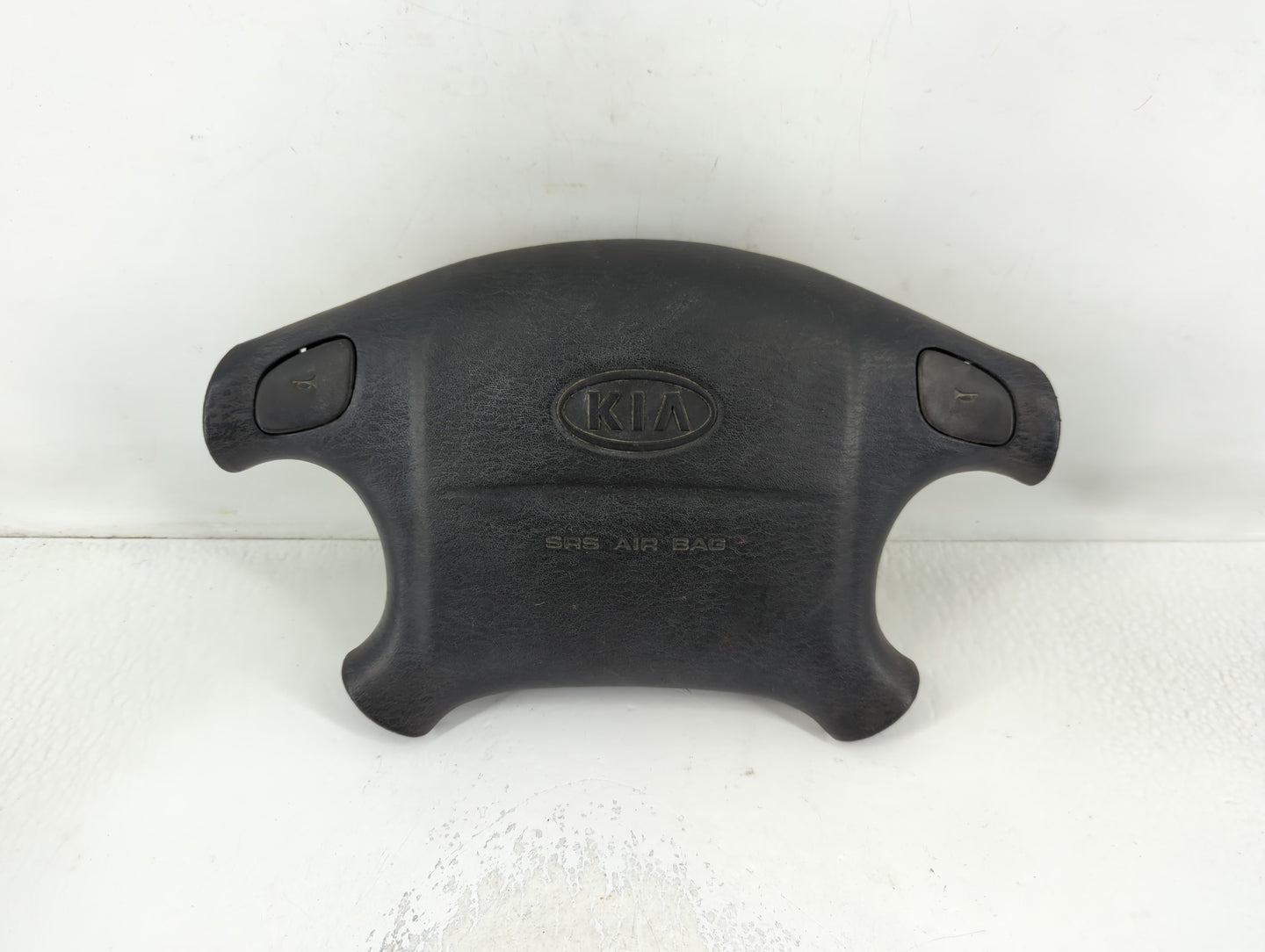 2000-2004 Kia Spectra Air Bag Driver Left Steering Wheel Mounted P/N:K2DJ 57 K50 Fits Fits 2000 2001 2002 2003 2004 OEM Used Auto Parts - Oemusedautoparts1.com