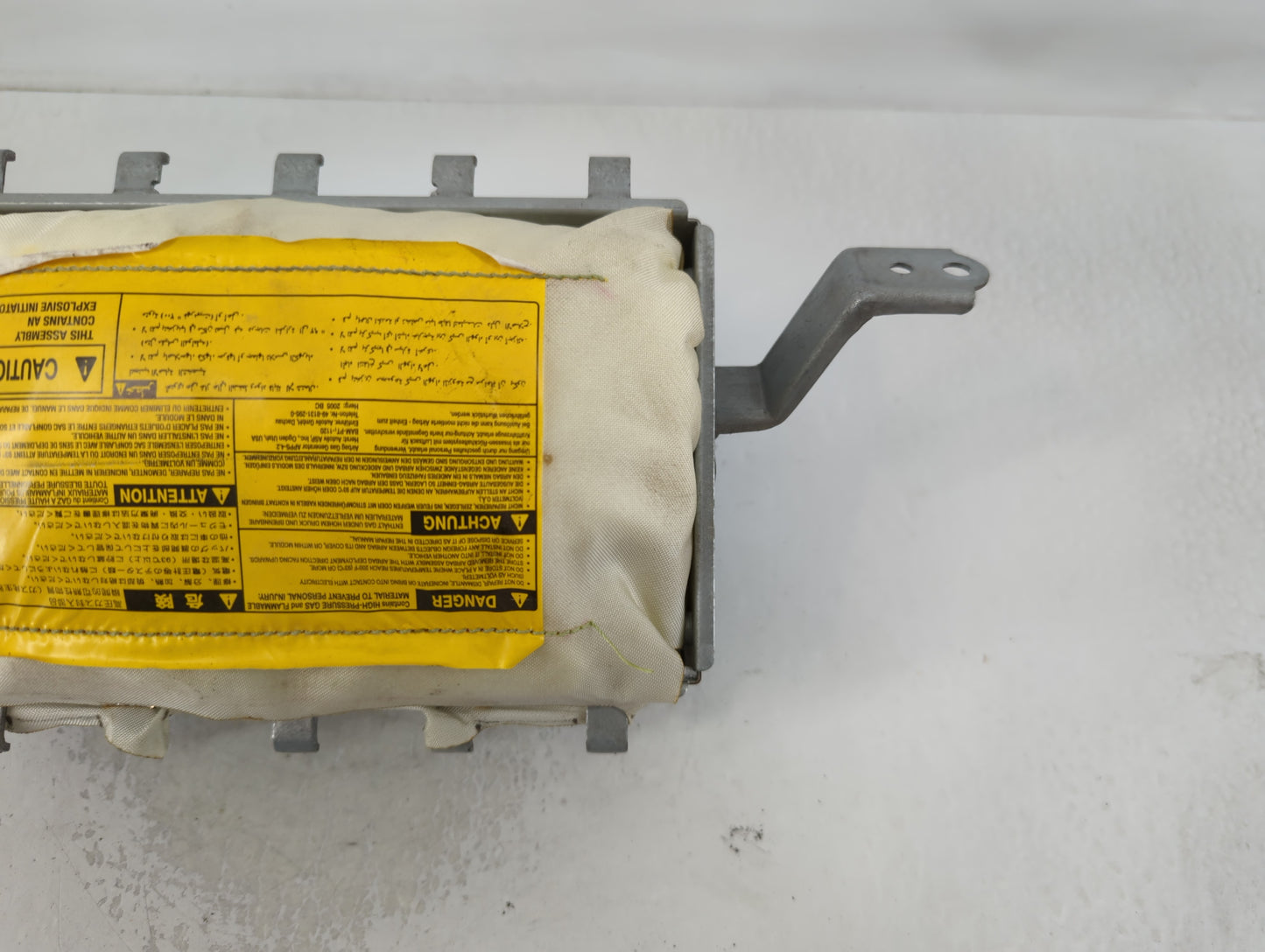 1996 Honda Civic Air Bag Driver Left Knee OEM P/N:TRJ S96 3D BPV Fits OEM Used Auto Parts - Oemusedautoparts1.com