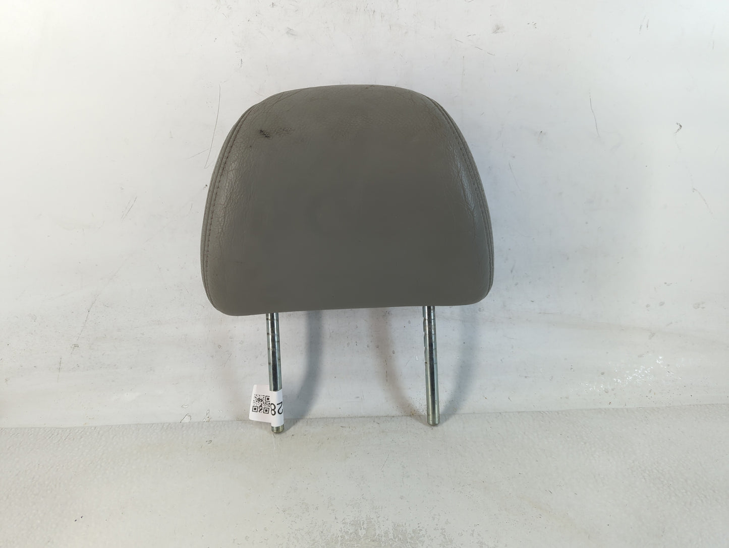 2005-2006 Honda Odyssey Headrest Head Rest Front Driver Passenger Seat Fits Fits 2005 2006 OEM Used Auto Parts - Oemusedautoparts1.com