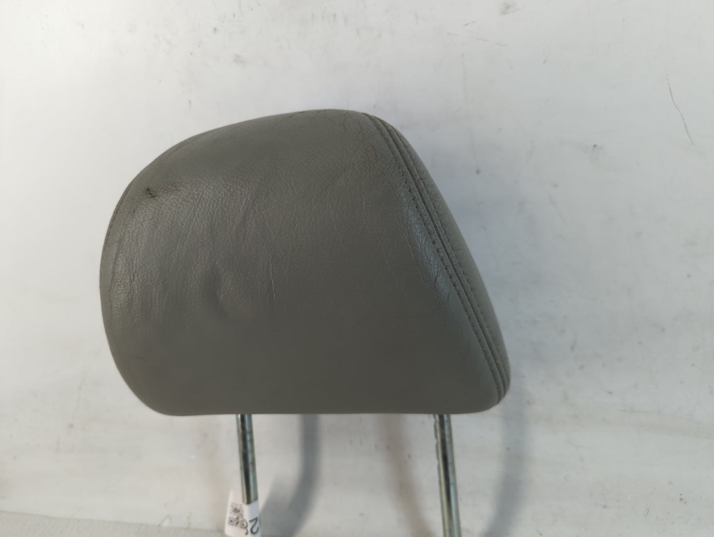 2005-2006 Honda Odyssey Headrest Head Rest Front Driver Passenger Seat Fits Fits 2005 2006 OEM Used Auto Parts - Oemusedautoparts1.com