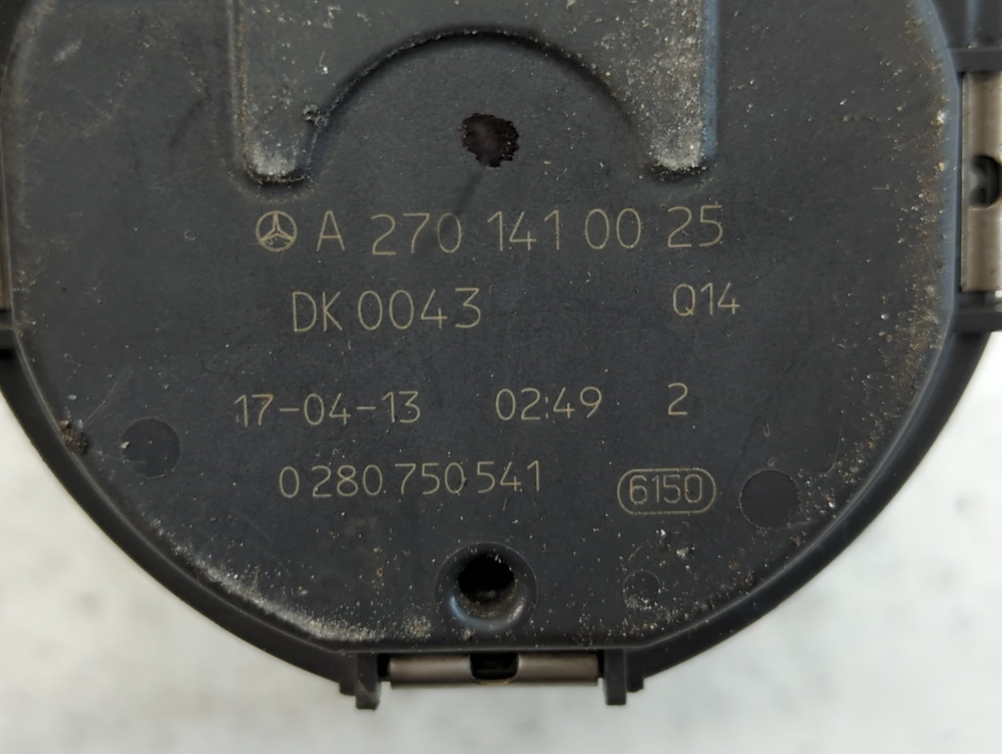 2016-2019 Infiniti Q50 Throttle Body P/N:0 280 750 541 A 270 141 00 25 Fits Fits 2016 2017 2018 2019 OEM Used Auto Parts - Oemusedautoparts1.com