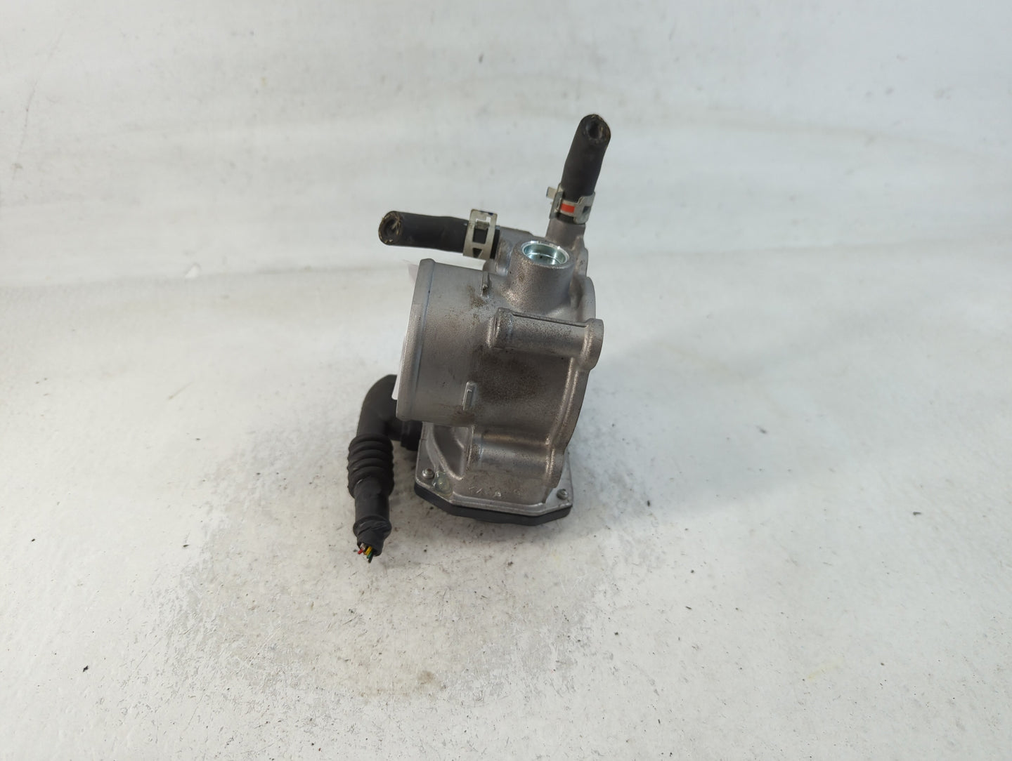 2020-2022 Toyota Corolla Throttle Body P/N:22030-37060 Fits Fits 2010 2011 2012 2013 2014 2015 2016 2017 2018 2019 2020 2021 2022 OEM Used Auto Parts - Oemusedautoparts1.com