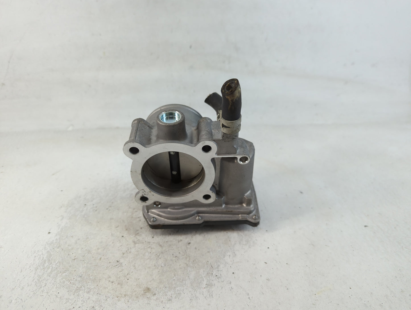 2020-2022 Toyota Corolla Throttle Body P/N:22030-37060 Fits Fits 2010 2011 2012 2013 2014 2015 2016 2017 2018 2019 2020 2021 2022 OEM Used Auto Parts - Oemusedautoparts1.com