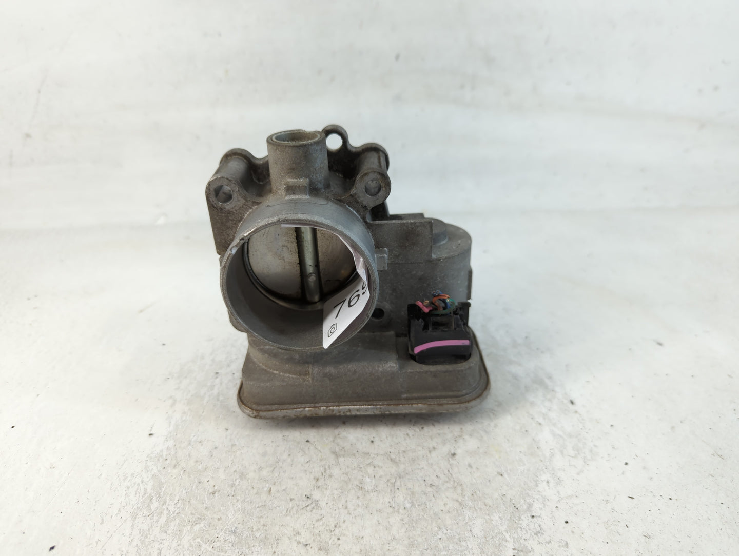 2007-2017 Jeep Patriot Throttle Body Fits Fits 2007 2008 2009 2010 2011 2012 2013 2014 2015 2016 2017 2018 OEM Used Auto Parts - Oemusedautoparts1.com