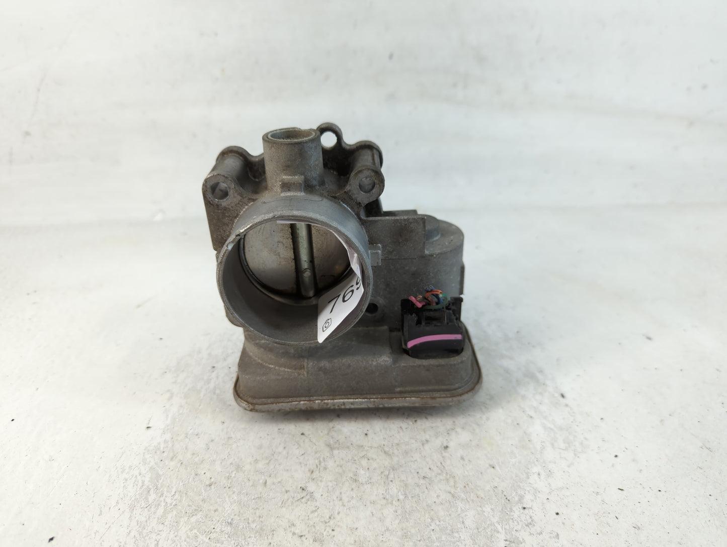 2007-2017 Jeep Patriot Throttle Body Fits Fits 2007 2008 2009 2010 2011 2012 2013 2014 2015 2016 2017 2018 OEM Used Auto Parts - Oemusedautoparts1.com