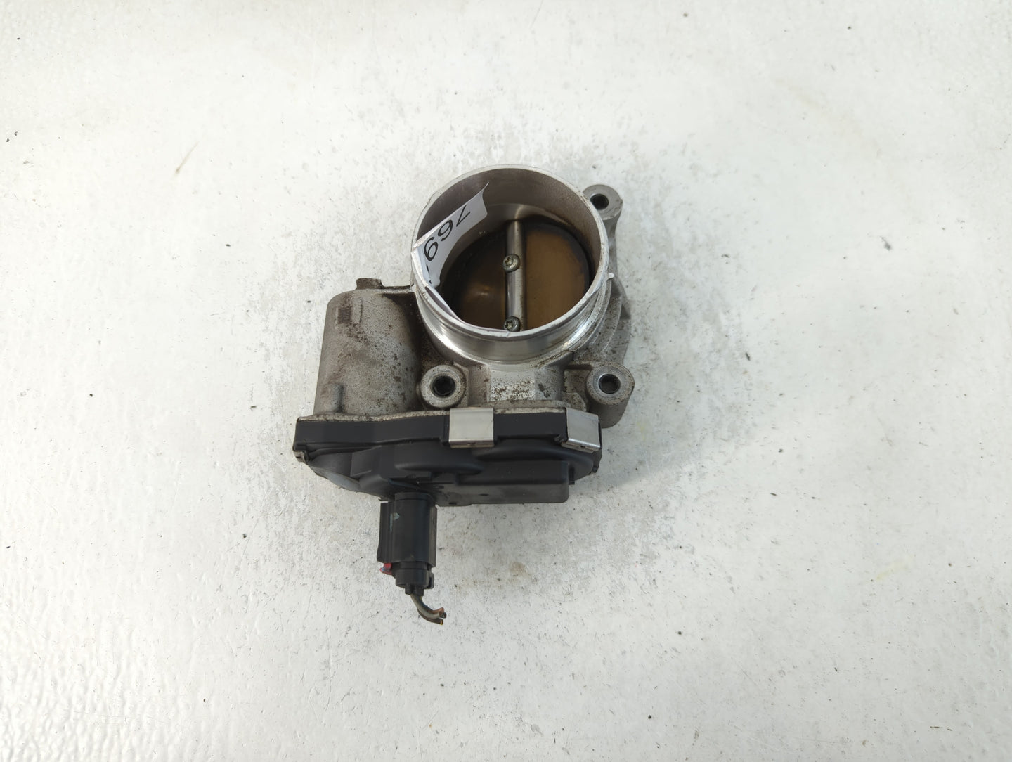 2016-2017 Chevrolet Equinox Throttle Body P/N:12669146AA Fits Fits 2016 2017 OEM Used Auto Parts - Oemusedautoparts1.com