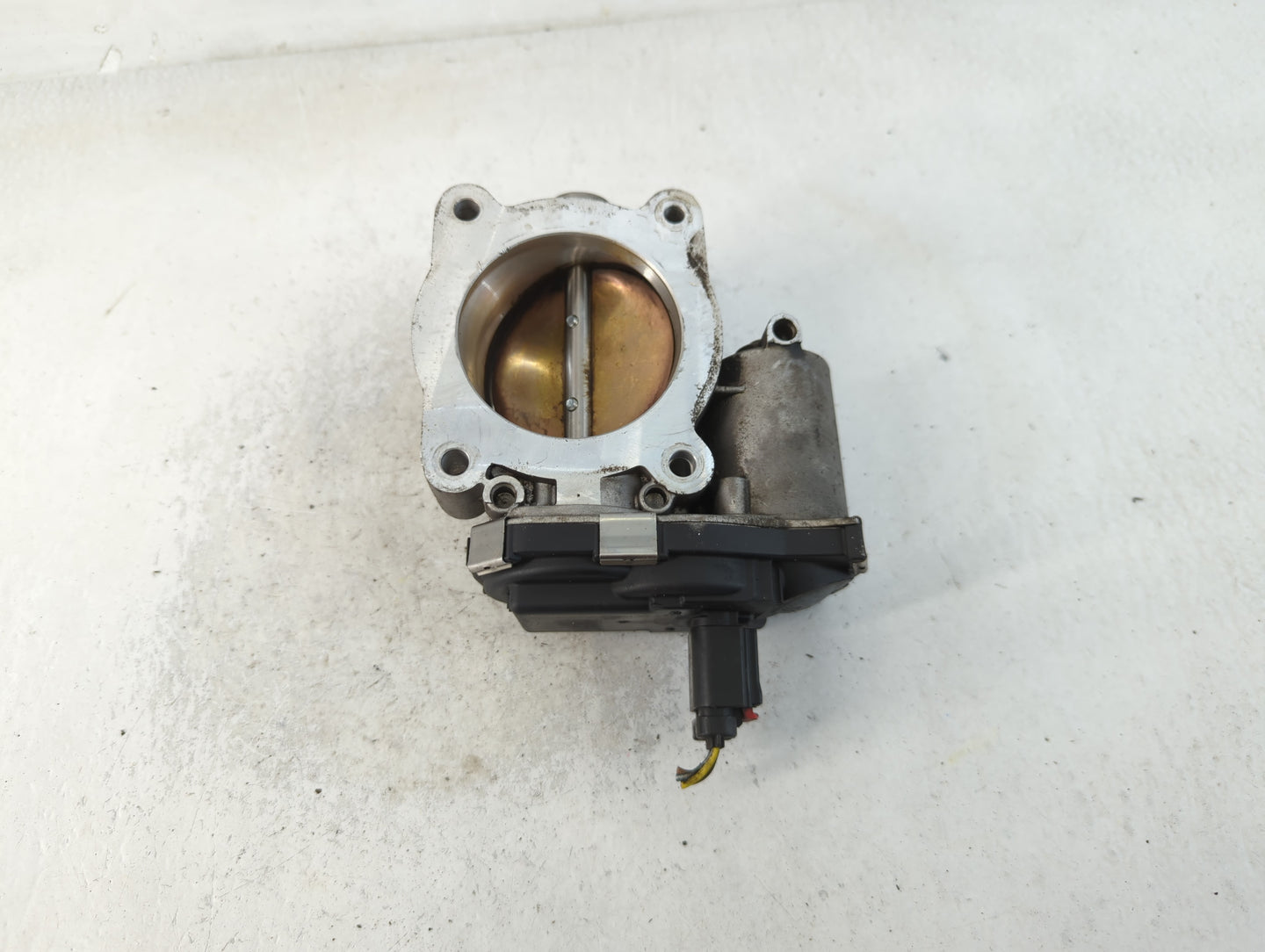 2016-2017 Chevrolet Equinox Throttle Body P/N:12669146AA Fits Fits 2016 2017 OEM Used Auto Parts - Oemusedautoparts1.com