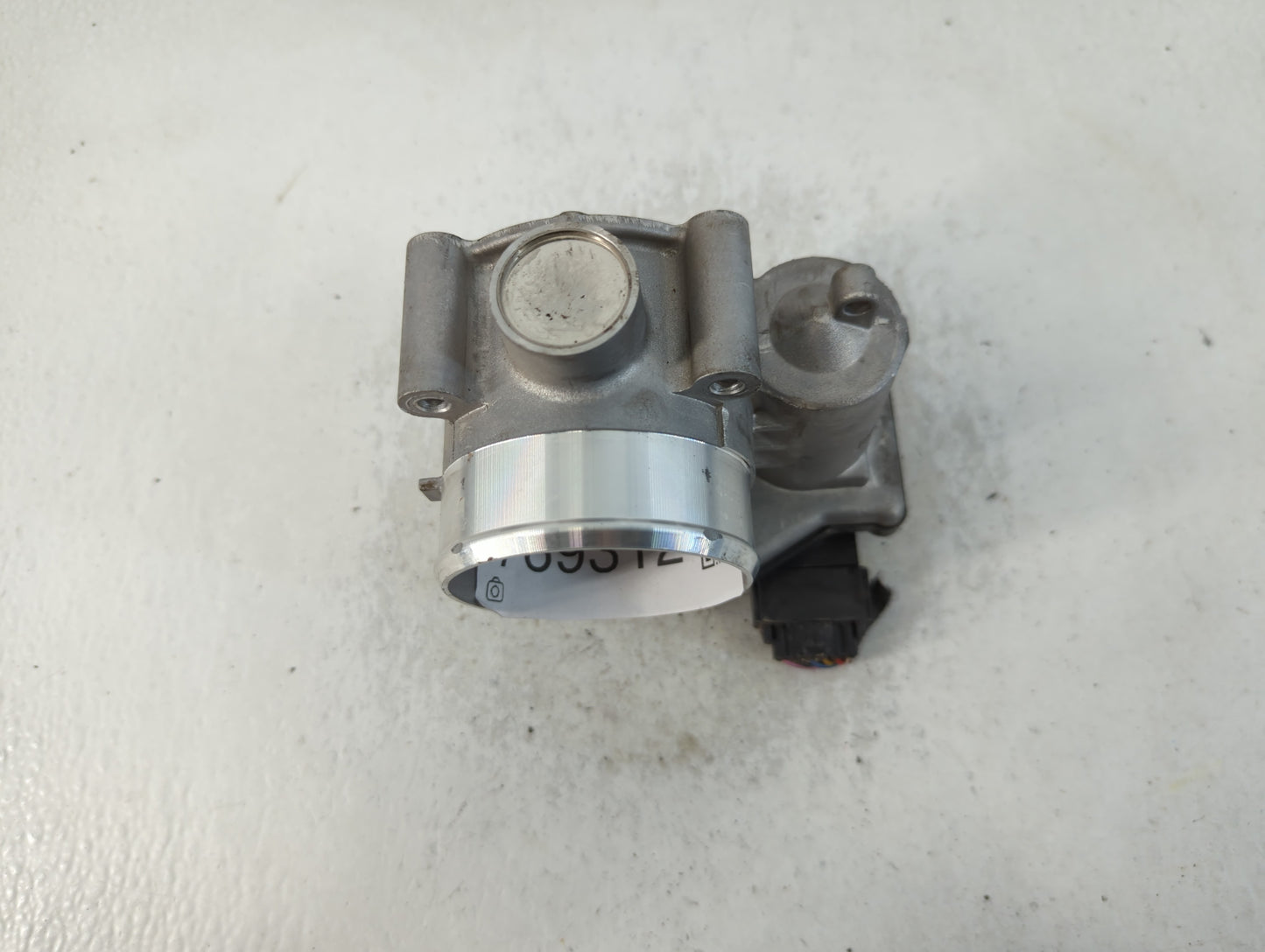 2023 Kia Sportage Throttle Body P/N:35100-2S000 Fits Fits 2020 2021 2022 OEM Used Auto Parts - Oemusedautoparts1.com