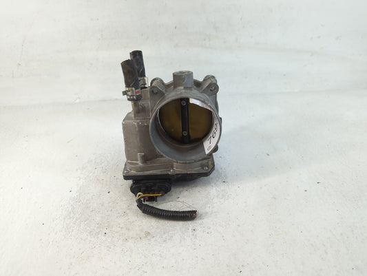 2007-2016 Toyota Sienna Throttle Body P/N:22030-0P050 Fits OEM Used Auto Parts - Oemusedautoparts1.com