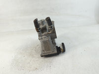 2007-2016 Toyota Sienna Throttle Body P/N:22030-0P050 Fits OEM Used Auto Parts - Oemusedautoparts1.com