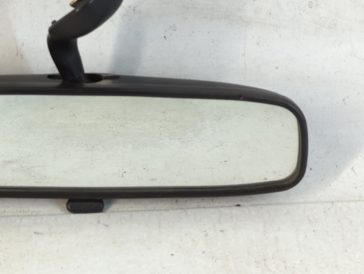 2000-2003 Kia Spectra Interior Rear View Mirror Replacement OEM P/N:IE1346R-015006 Fits OEM Used Auto Parts - Oemusedautoparts1.com