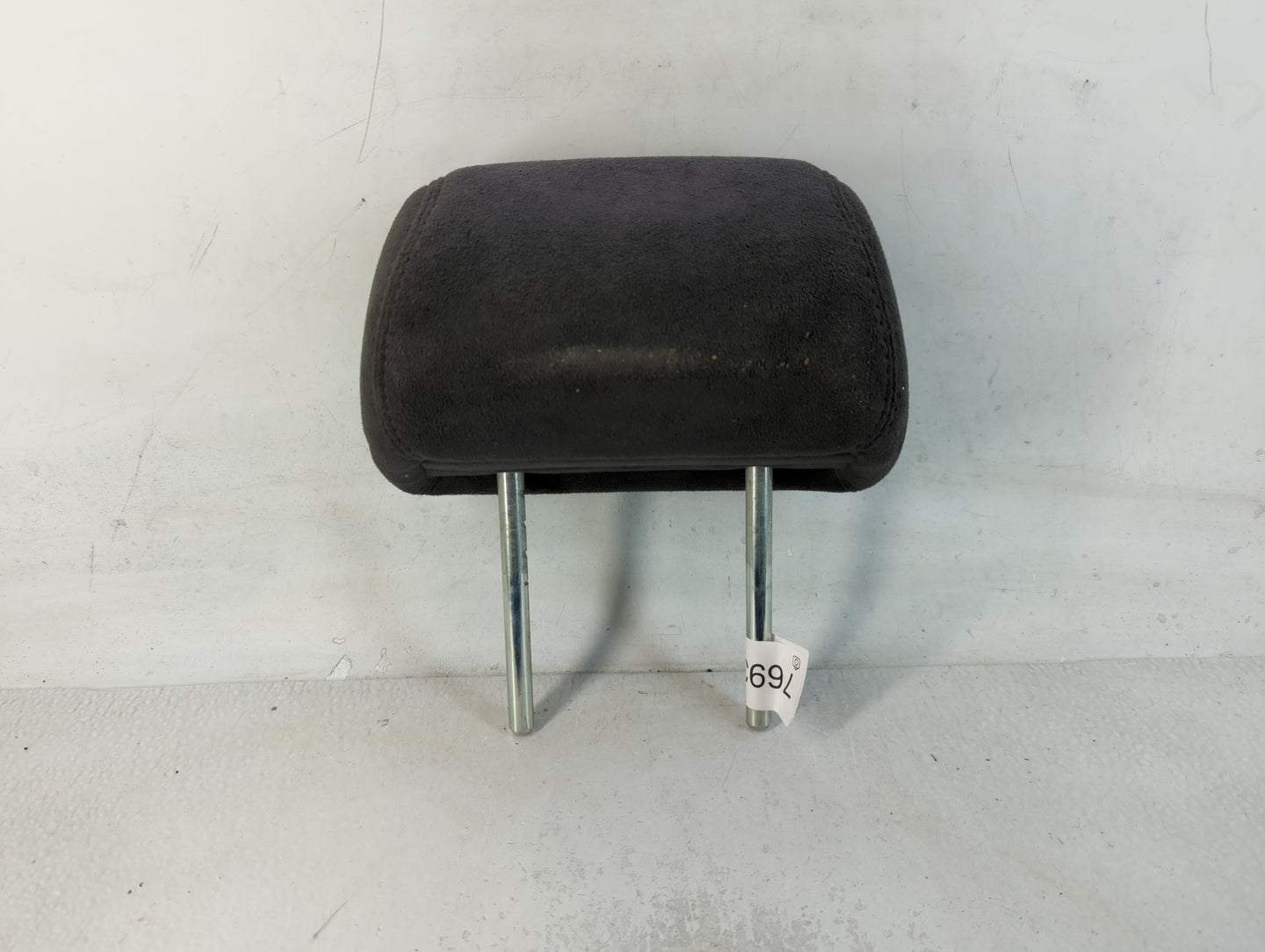 2009-2014 Nissan Maxima Headrest Head Rest Front Driver Passenger Seat Fits Fits 2009 2010 2011 2012 2013 2014 OEM Used Auto Parts - Oemusedautoparts1.com