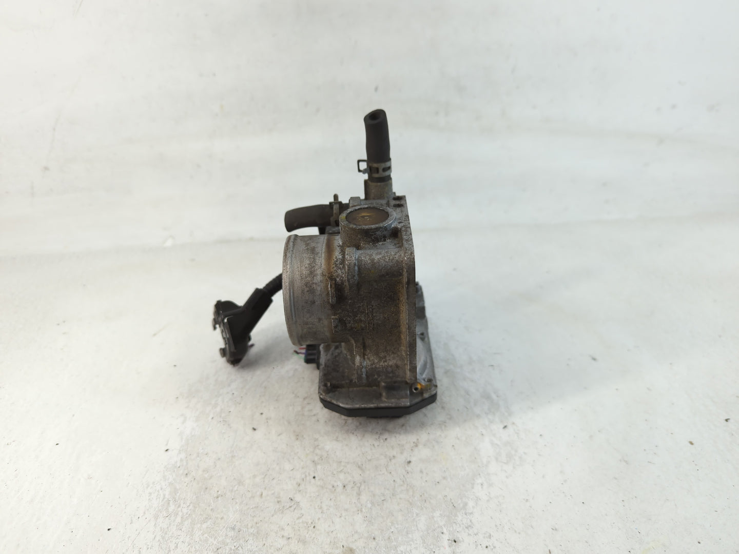 2016-2022 Honda Civic Throttle Body P/N:109536 GMH1A Fits Fits 2016 2017 2018 2019 2020 2021 2022 OEM Used Auto Parts - Oemusedautoparts1.com