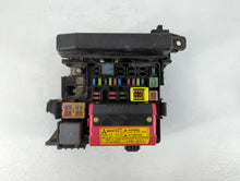 2005 Mitsubishi Galant Fusebox Fuse Box Panel Relay Module P/N:40220-0073 Fits OEM Used Auto Parts