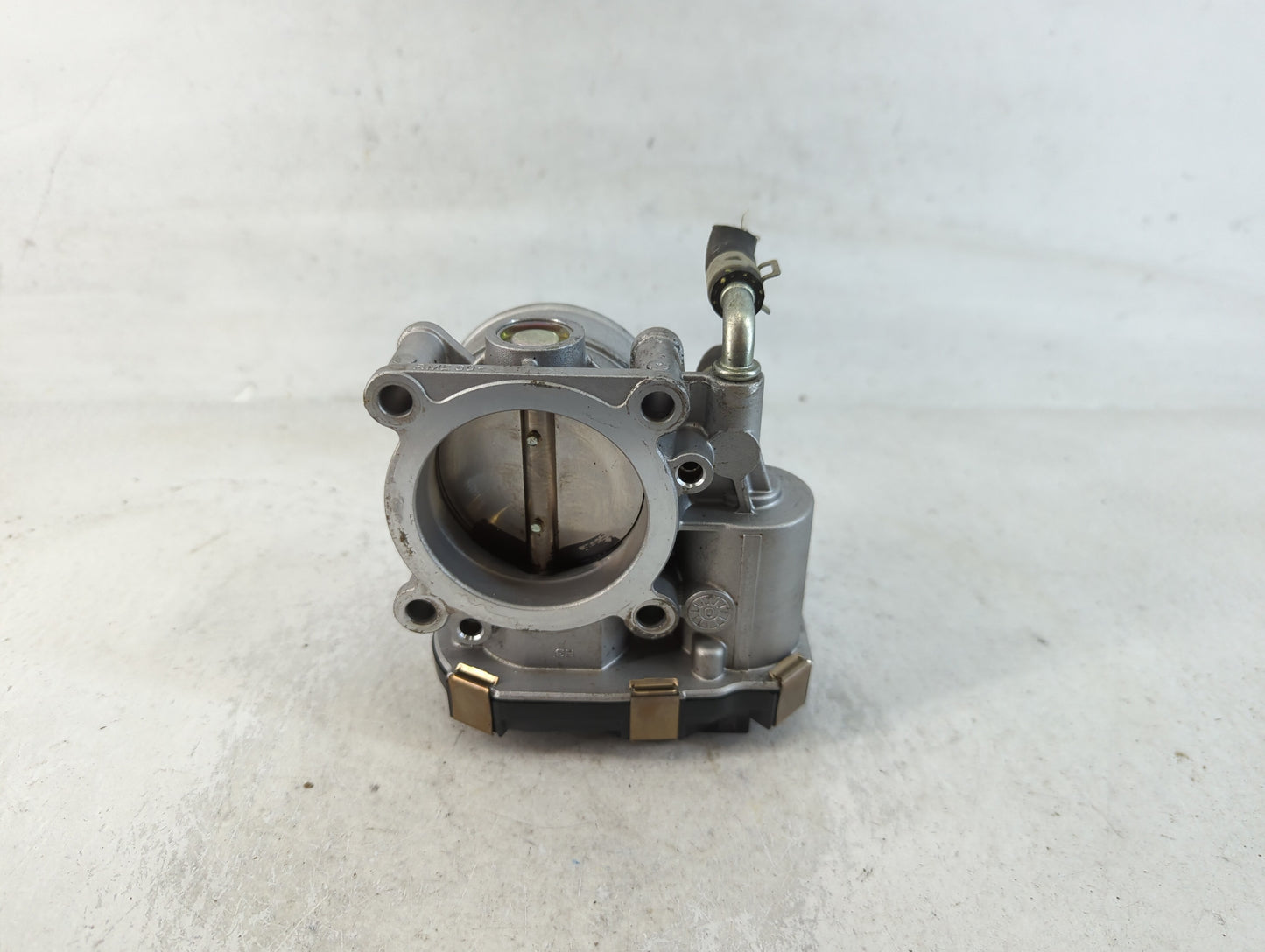 2016-2020 Infiniti Q50 Throttle Body P/N:1125 RME60-52 Fits Fits 2016 2017 2018 2019 2020 OEM Used Auto Parts - Oemusedautoparts1.com