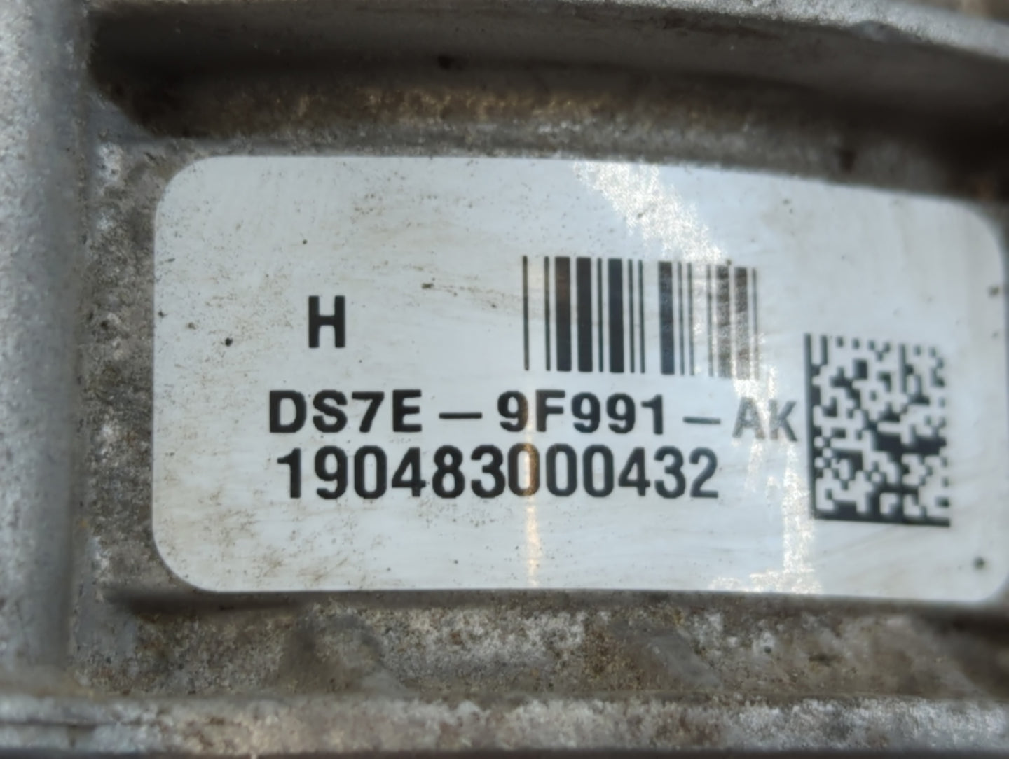 2013-2020 Ford Fusion Throttle Body P/N:DS7E-9F991-AK Fits Fits 2013 2014 2015 2016 2017 2018 2019 2020 2021 2022 OEM Used Auto Parts - Oemusedautoparts1.com