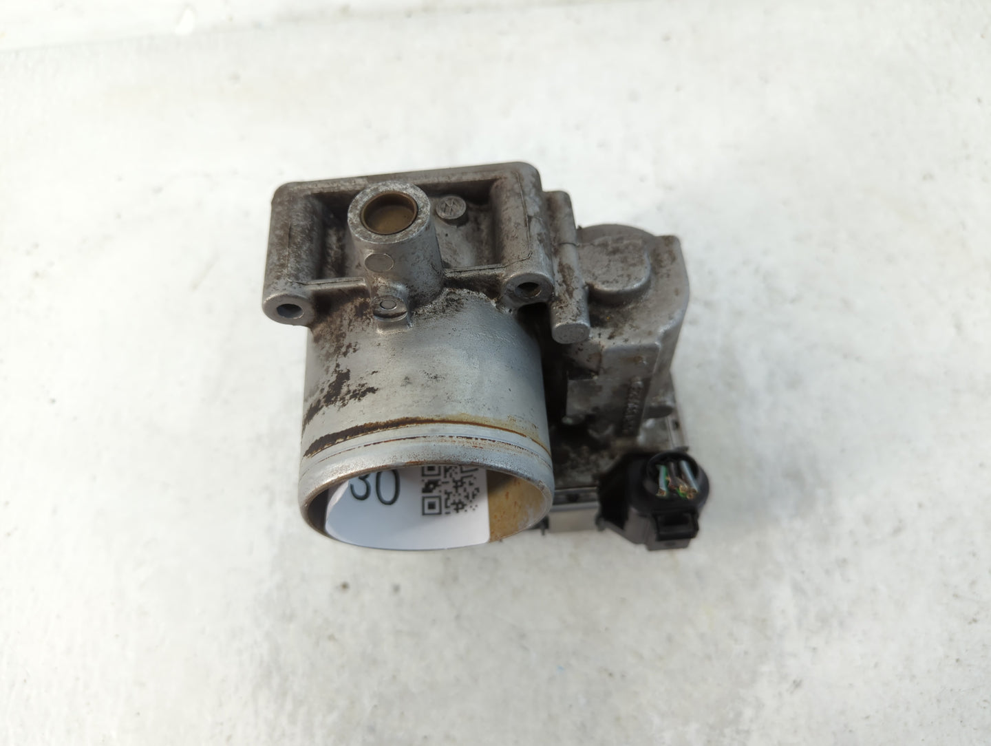 2013-2018 Volkswagen Jetta Throttle Body P/N:133062B Fits Fits 2013 2014 2015 2016 2017 2018 OEM Used Auto Parts - Oemusedautoparts1.com
