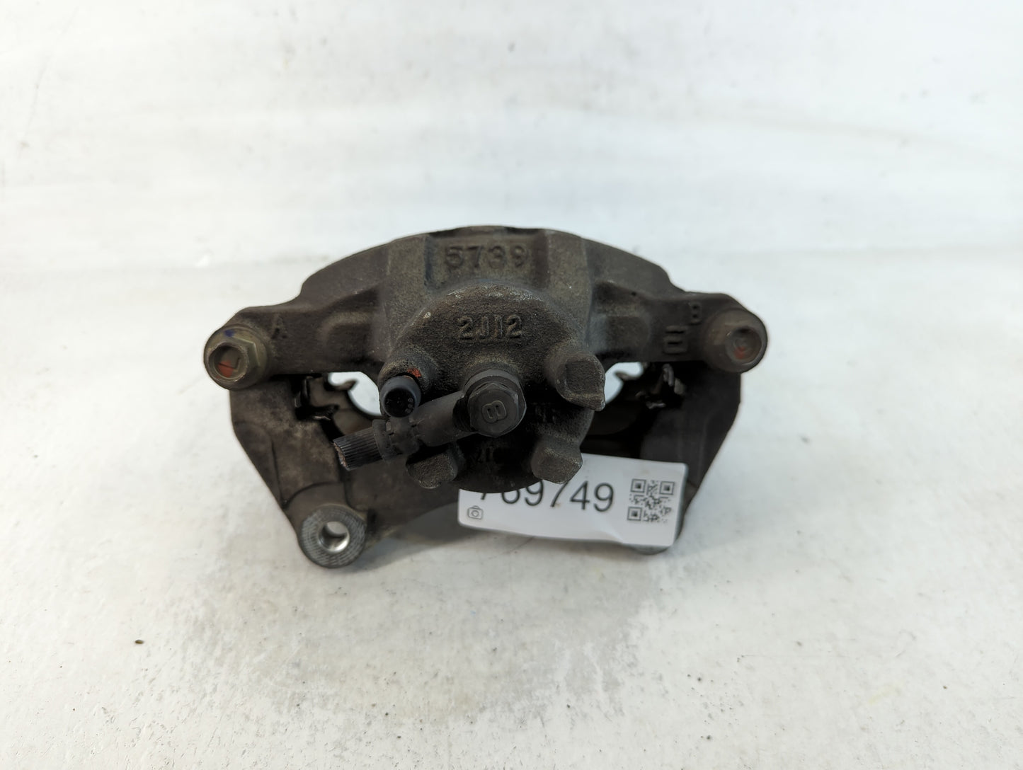 2011-2014 Chrysler 200 Front Driver Left Brake Caliper - Oemusedautoparts1.com