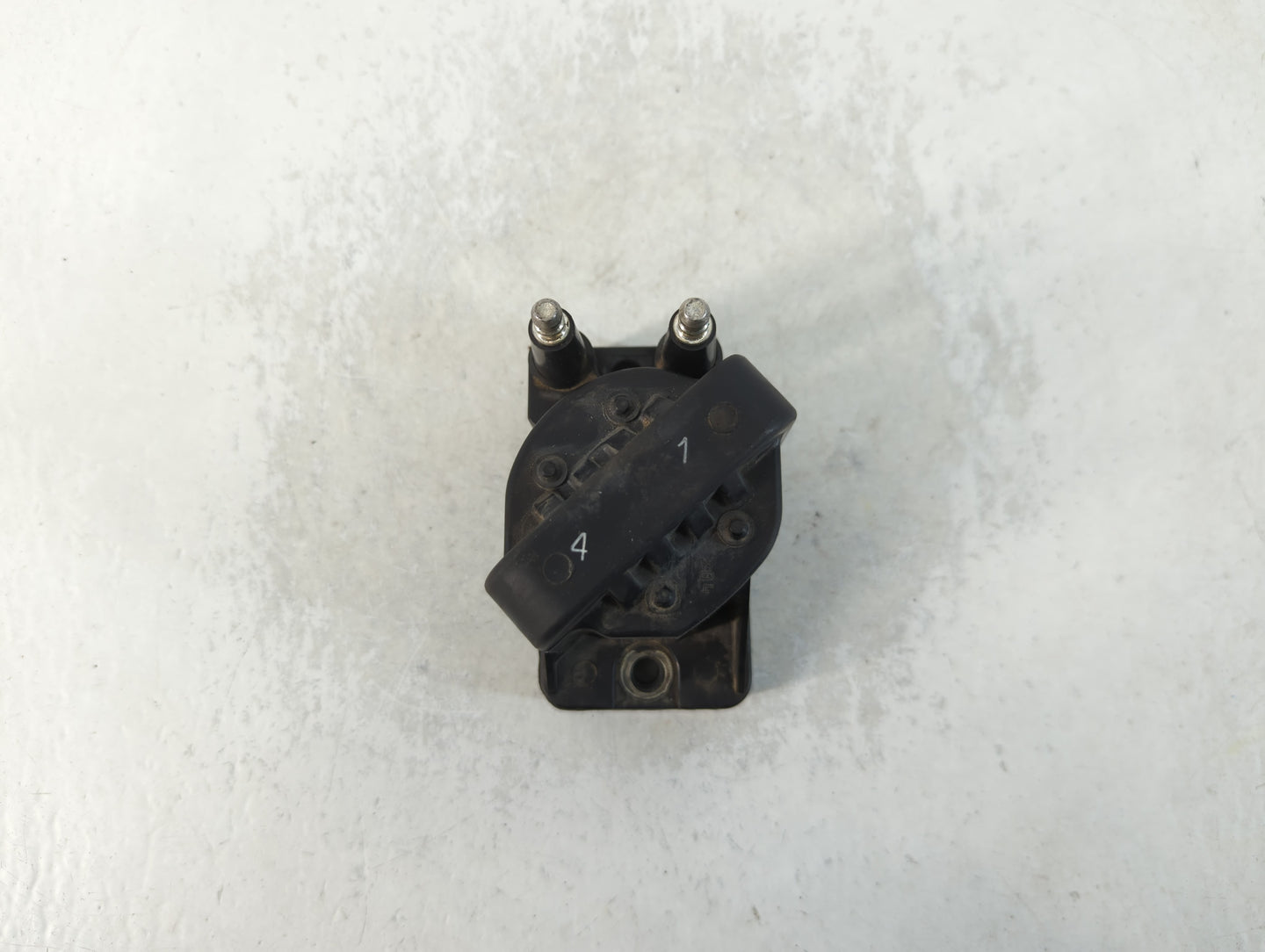 1993-2005 Buick Lesabre Ignition Coil Igniter Pack - Oemusedautoparts1.com