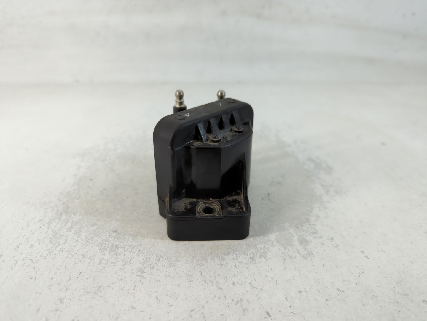 1993-2005 Buick Lesabre Ignition Coil Igniter Pack - Oemusedautoparts1.com