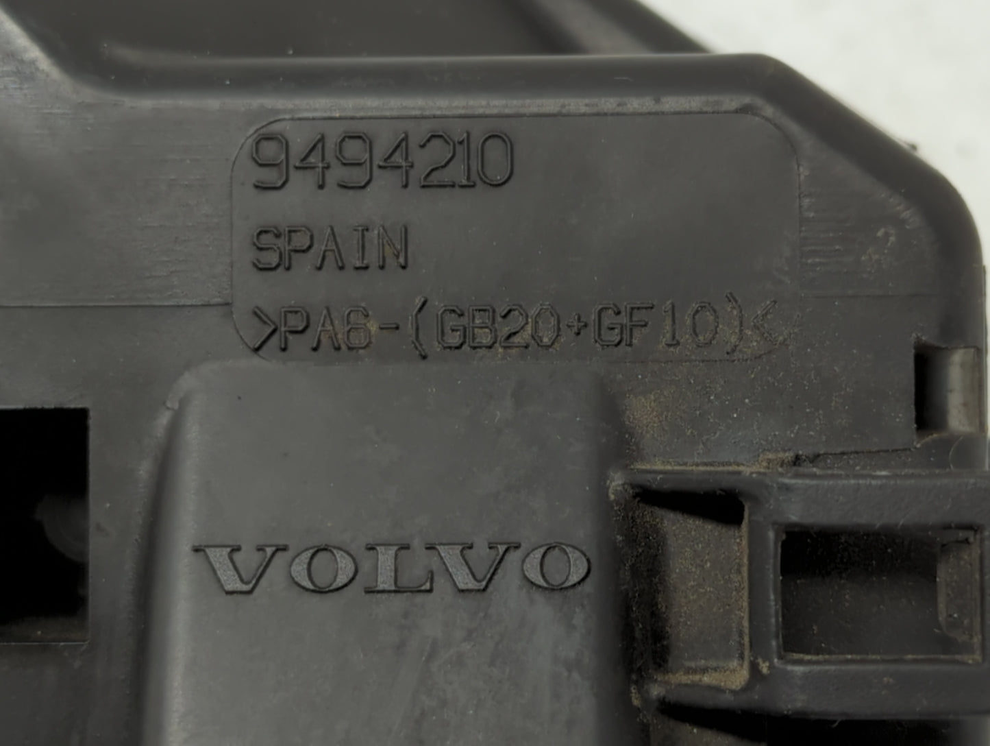 2005-2014 Volvo Xc90 Fusebox Fuse Box Panel Relay Module P/N:9494210 Fits Fits 2005 2006 2007 2008 2009 2010 2011 2012 2013 2014 OEM Used Auto Parts - Oemusedautoparts1.com