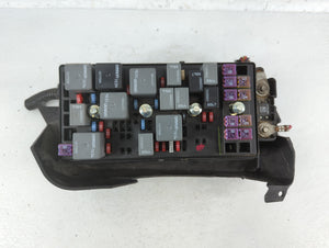 2006 Chevrolet Malibu Fusebox Fuse Box Panel Relay Module P/N:16805576 5576 Fits OEM Used Auto Parts