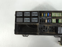 2001-2002 Chrysler Pt Cruiser Fusebox Fuse Box Panel Relay Module P/N:16238 Fits Fits 2001 2002 OEM Used Auto Parts