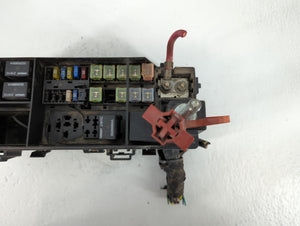 2001-2002 Chrysler Pt Cruiser Fusebox Fuse Box Panel Relay Module P/N:16238 Fits Fits 2001 2002 OEM Used Auto Parts