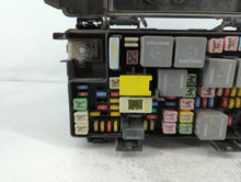 2009-2014 Volkswagen Routan Fusebox Fuse Box Panel Relay Module P/N:R62337-001 Fits Fits 2009 2010 2011 2012 2013 2014 OEM Used Auto Parts