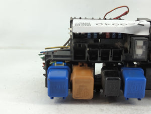 2000-2001 Nissan Frontier Fusebox Fuse Box Panel Relay Module P/N:91110B 79964, 25230 Fits Fits 2000 2001 OEM Used Auto Parts