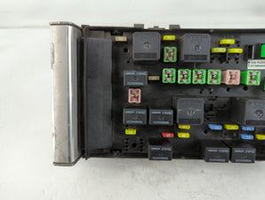 2006-2007 Dodge Caravan Fusebox Fuse Box Panel Relay Module P/N:10020 PA66-GF13, 04692124 AA Fits Fits 2006 2007 OEM Used Auto Parts