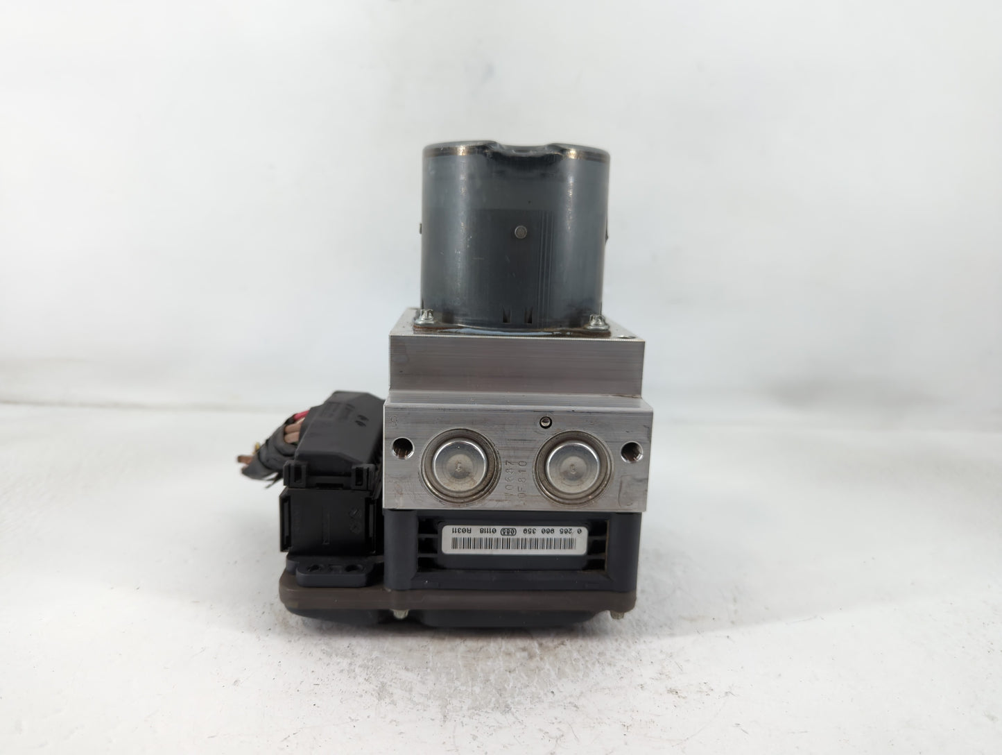 2007-2013 Bmw X5 ABS Pump Control Module Replacement P/N:3451 6798284-01 Fits Fits 2007 2008 2009 2010 2011 2012 2013 2014 OEM Used Auto Parts - Oemusedautoparts1.com