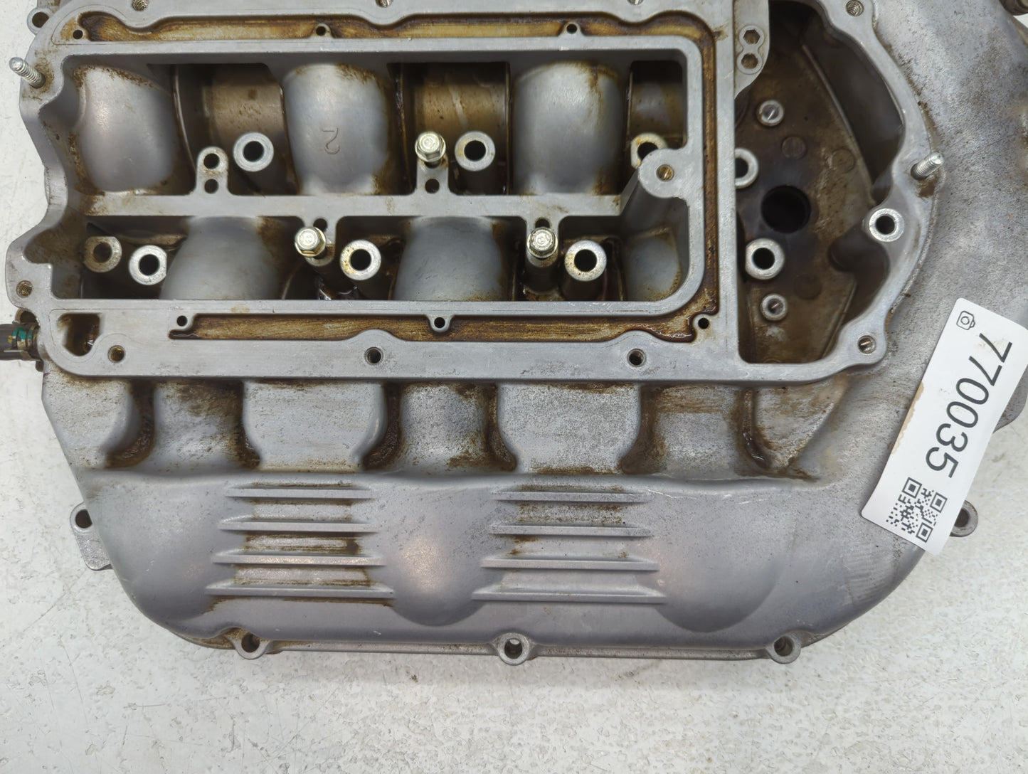 2008 Honda Odyssey Passenger Right Cylinder Head Valve Cover P/N:RGWA098-034205 Fits OEM Used Auto Parts - Oemusedautoparts1.com