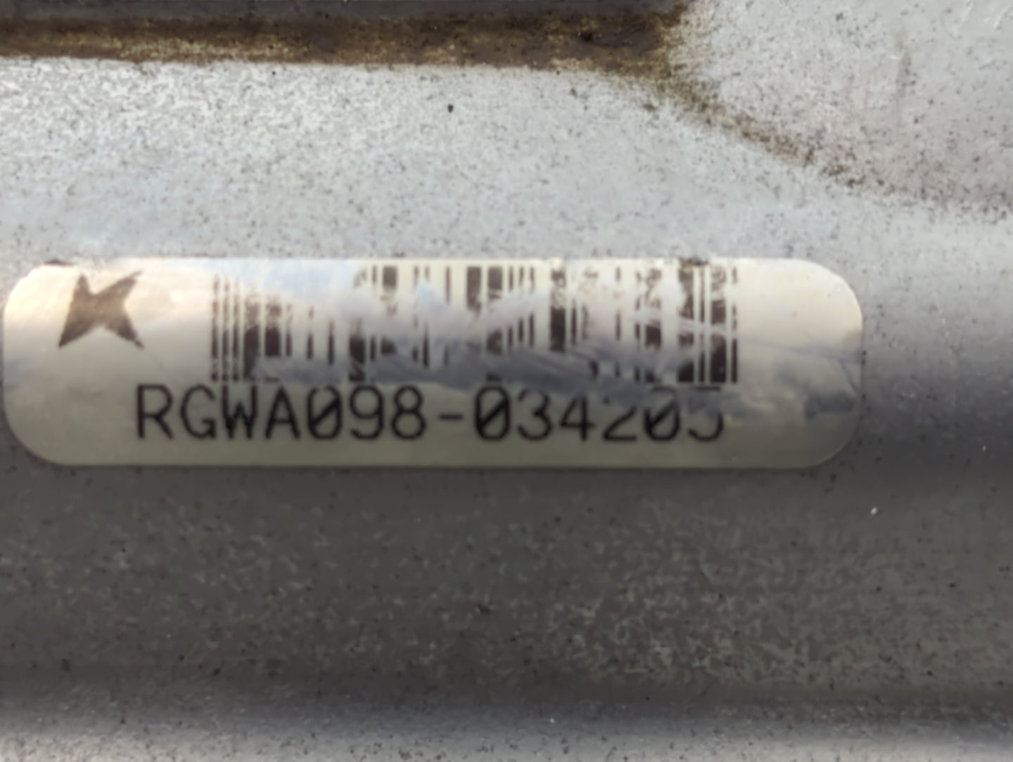 2008 Honda Odyssey Passenger Right Cylinder Head Valve Cover P/N:RGWA098-034205 Fits OEM Used Auto Parts - Oemusedautoparts1.com