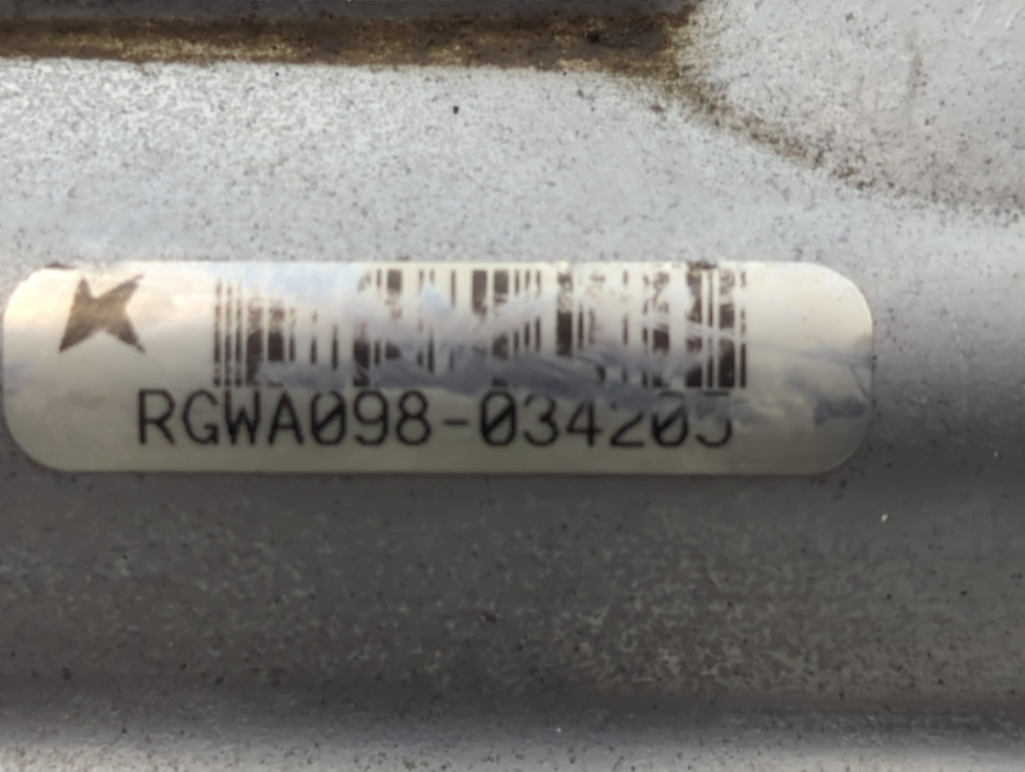 2008 Honda Odyssey Passenger Right Cylinder Head Valve Cover P/N:RGWA098-034205 Fits OEM Used Auto Parts - Oemusedautoparts1.com