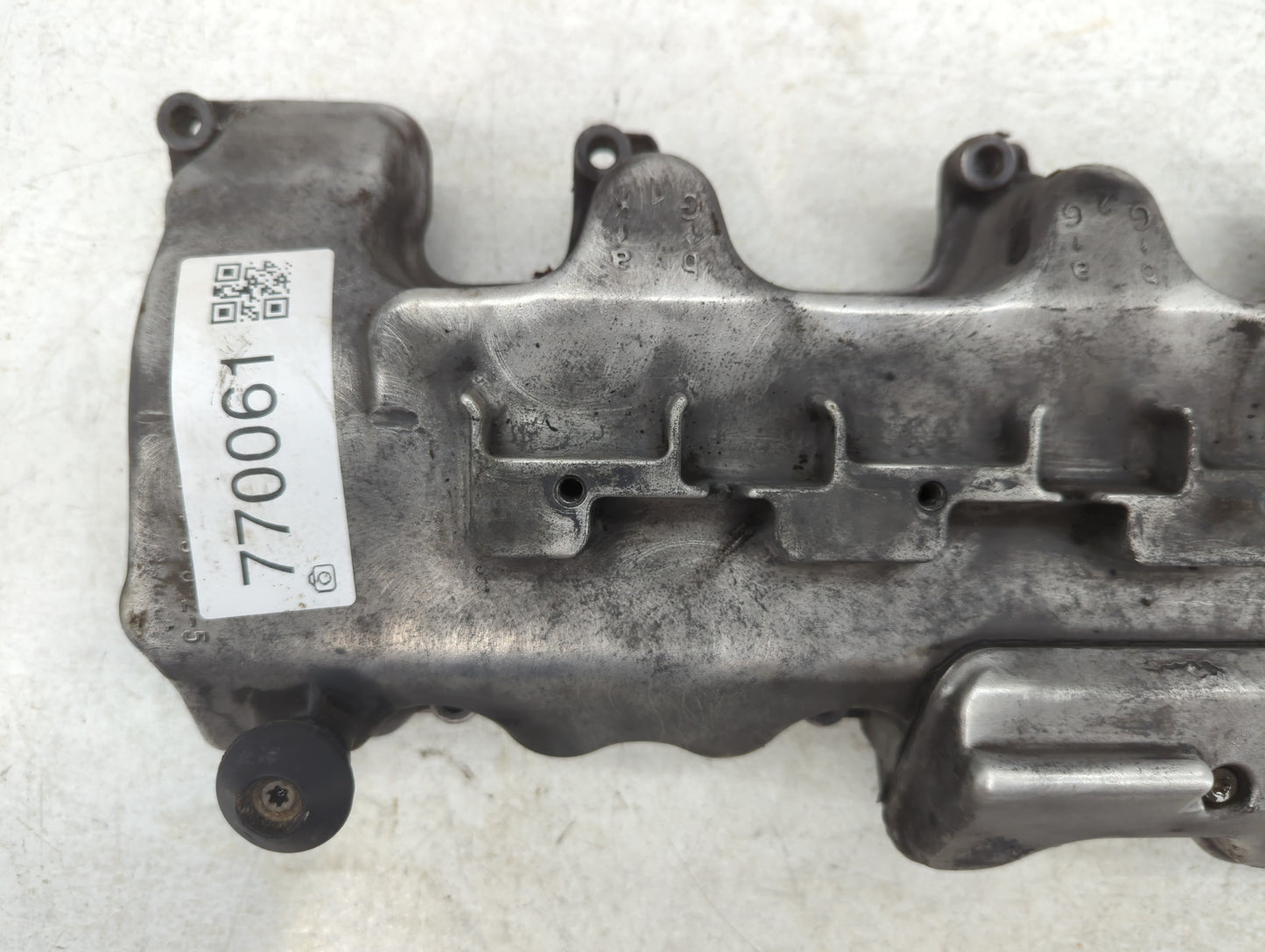 2002 Mercedes-Benz Ml320 Passenger Right Cylinder Head Valve Cover Fits OEM Used Auto Parts - Oemusedautoparts1.com